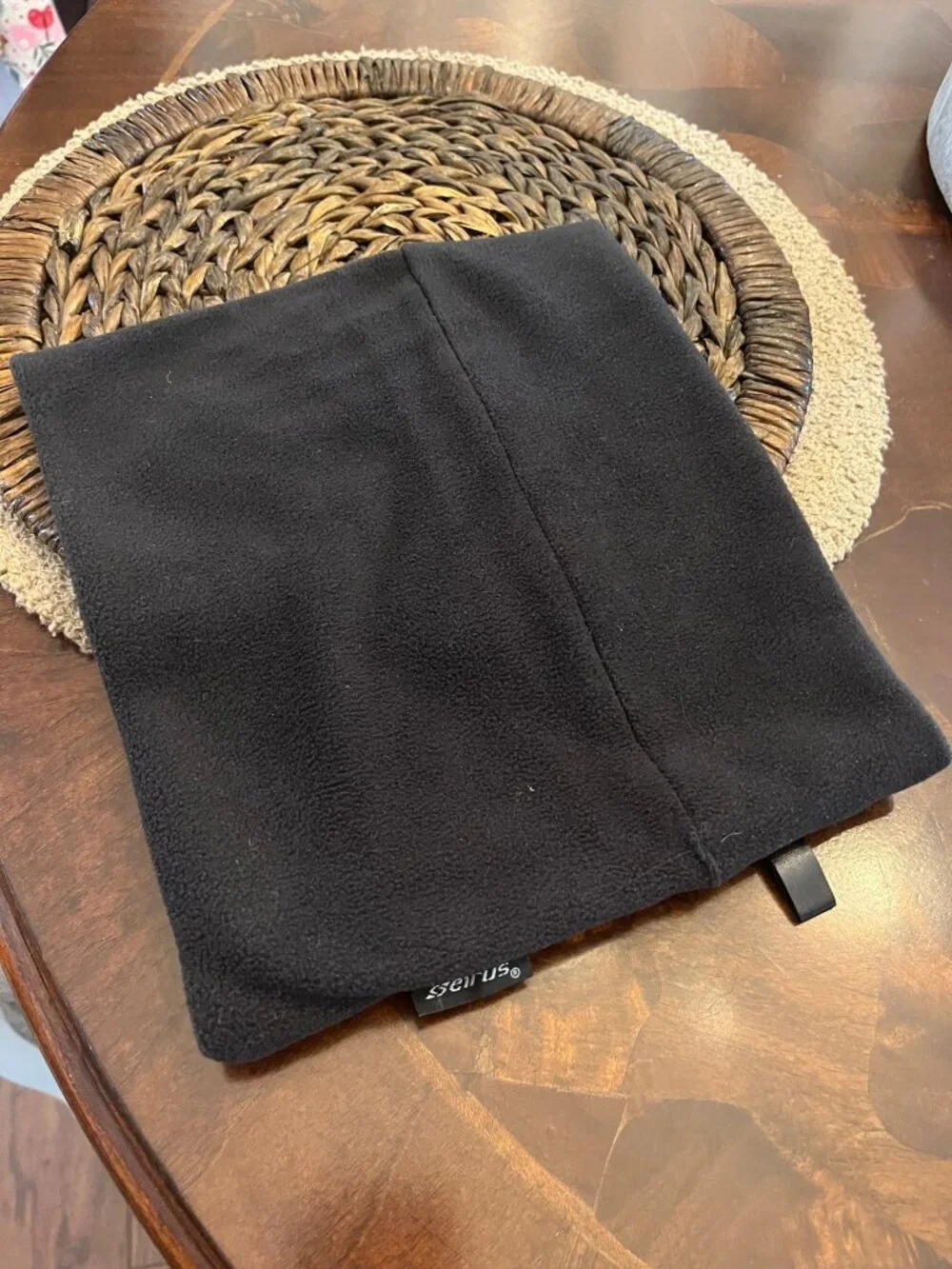 Soft Black Fleece Neck Warmer By Seirus Innovation For Cold Weather Protection U